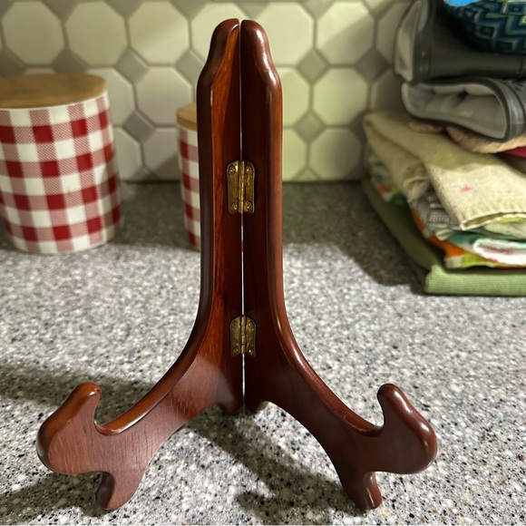 Liverpool Commemorative Collectable Plate - Picture 4 of 4